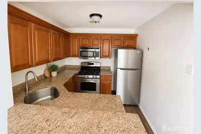47 Tanglewood Court, South Brunswick Township, NJ 08852 - Photo 7