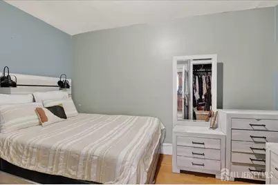 72 Pulaski Avenue, Carteret, NJ 07008 - Photo 21