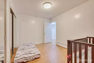 25 Marshall Dr, Edison, NJ 08817 - Photo 51