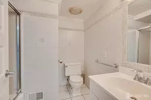 25 Marshall Dr, Edison, NJ 08817 - Photo 45