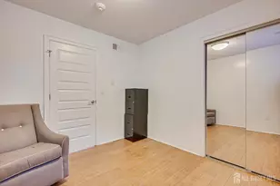 25 Marshall Dr, Edison, NJ 08817 - Photo 49