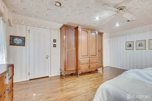 25 Marshall Dr, Edison, NJ 08817 - Photo 27