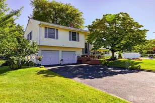 9 Janet Ct, Milltown, NJ 08850 - Photo 1