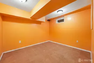 9 Chipwood Ln, North Brunswick Township, NJ 08902 - Photo 43