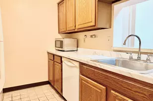2310 Ravens Crest Dr, Plainsboro Township, NJ 08536 - Photo 9