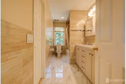 9 Paris Avenue, Edison, NJ 08820 - Photo 37