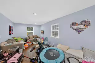 8 Alpine Ct, East Brunswick Township, NJ 08816 - Photo 5