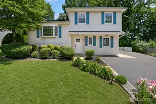 8 Alpine Ct, East Brunswick Township, NJ 08816 - Photo 1