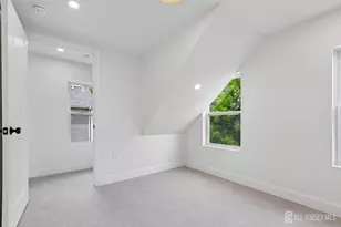 23 Morse Ave, Edison, NJ 08817 - Photo 23