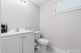 24 Wilk Rd, Edison, NJ 08837 - Photo 31