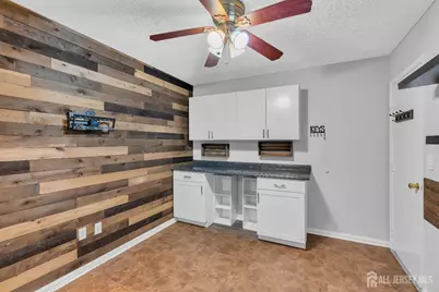 4 Lisa Court, Old Bridge Township, NJ 07747 - Photo 9