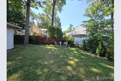 240 Central Avenue, Piscataway Township, NJ 08854 - Photo 27