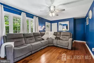 127 Poplar St, Fords, NJ 08863 - Photo 3
