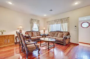 720 Ford Ave, Menlo Park Terrace, NJ 08840 - Photo 9