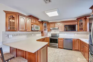 720 Ford Ave, Menlo Park Terrace, NJ 08840 - Photo 17
