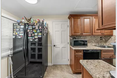 77 Pacific Boulevard, Old Bridge Township, NJ 07735 - Photo 25