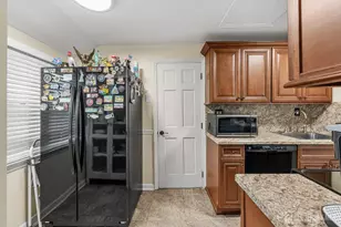 77 Pacific Blvd, Old Bridge Township, NJ 07735 - Photo 25