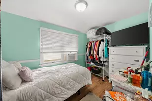 77 Pacific Blvd, Old Bridge Township, NJ 07735 - Photo 17