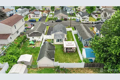 77 Pacific Boulevard, Old Bridge Township, NJ 07735 - Photo 11
