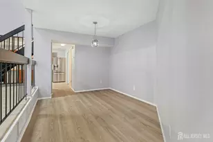 19 Linda Ln, Edison, NJ 08820 - Photo 5