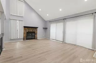 19 Linda Ln, Edison, NJ 08820 - Photo 3