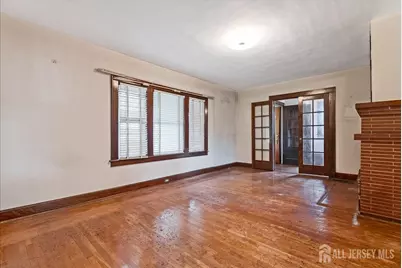 425 N New Market Road, Piscataway Township, NJ 08854 - Photo 7