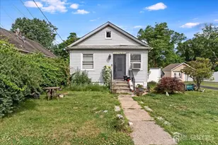 1762 W 5th Street W, Piscataway Township, NJ 08854 - Photo 1