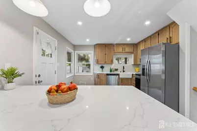 5 Bradford Road, East Brunswick Township, NJ 08816 - Photo 11