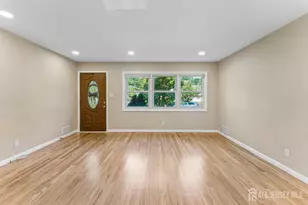 5 Bradford Rd, East Brunswick Township, NJ 08816 - Photo 7