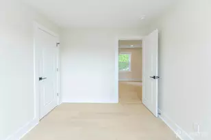 450 Packer Pl, Perth Amboy, NJ 08861 - Photo 11