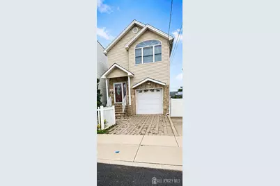 346 Thomas Street, Perth Amboy, NJ 08861 - Photo 1