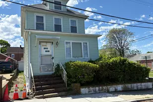 42 Quaid St, Sayreville, NJ 08872 - Photo 3