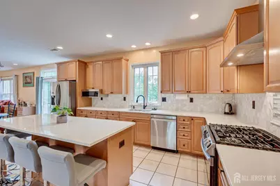 236 W Shirley Avenue W, Edison, NJ 08820 - Photo 17