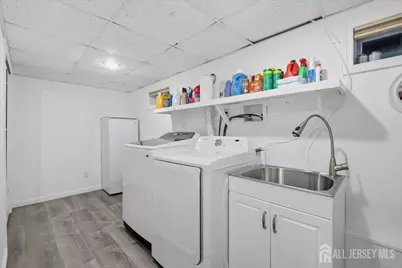 18 Stern Place, Fords, NJ 08863 - Photo 23