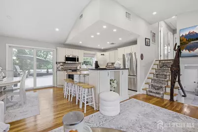 18 Stern Place, Fords, NJ 08863 - Photo 9