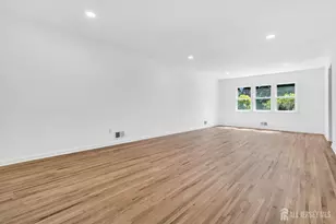 6 Conover Ct, East Brunswick Township, NJ 08816 - Photo 9
