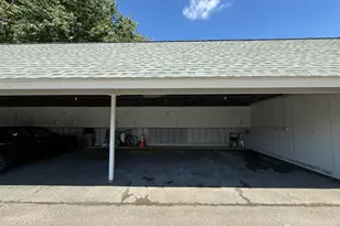 194 Madison Ln, Monroe Township, NJ 08831 - Photo 19