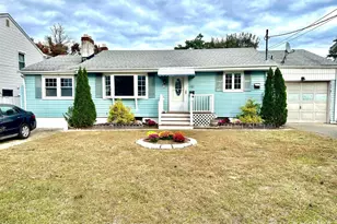 101 Perry St St, Keyport, NJ 07735 - Photo 1