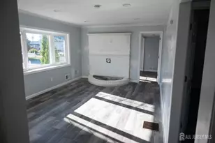 101 Perry St St, Keyport, NJ 07735 - Photo 1