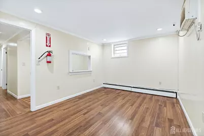 [Address not provided], New Brunswick, NJ 08901 - Photo 5
