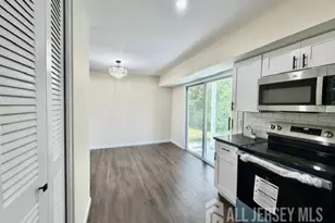 2 Georgia Ct, Old Bridge Township, NJ 07747 - Photo 9