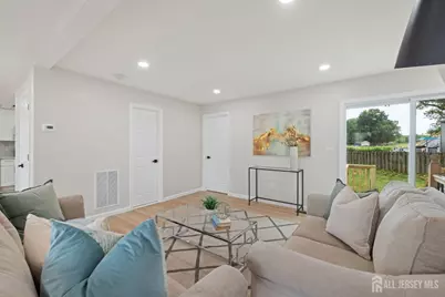 56 Harvey Circle, East Brunswick Township, NJ 08816 - Photo 5