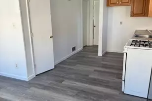 389 Fayette St, Perth Amboy, NJ 08861 - Photo 3