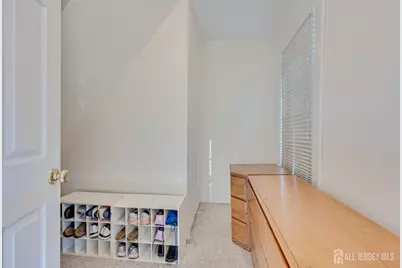 [Address not provided], Metuchen, NJ 08840 - Photo 19