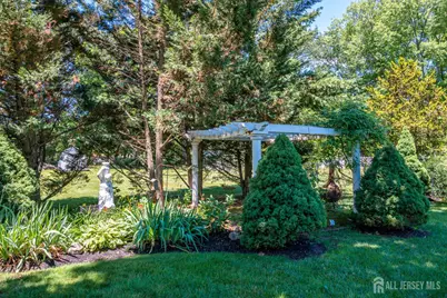 [Address not provided], Metuchen, NJ 08840 - Photo 37