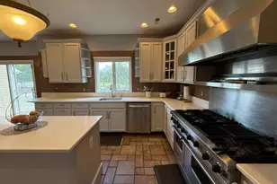 28 Renk Farm Dr, South Brunswick Township, NJ 08852 - Photo 17