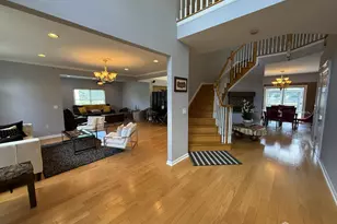 28 Renk Farm Dr, South Brunswick Township, NJ 08852 - Photo 11