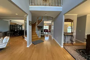 28 Renk Farm Dr, South Brunswick Township, NJ 08852 - Photo 3