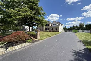28 Renk Farm Dr, South Brunswick Township, NJ 08852 - Photo 57