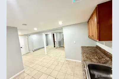 35 N Fiat Avenue, Iselin, NJ 08830 - Photo 37